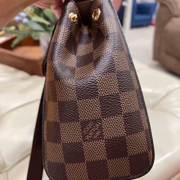 Used Bond street LouisVuitton shoulder bag - Picture 9 of 11